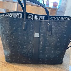 MCM Large Black Tote with Insert zip and large organizer